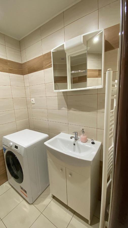 Apartmany U Viaduktu 46 อุสตีนัดลาแบม ภายนอก รูปภาพ