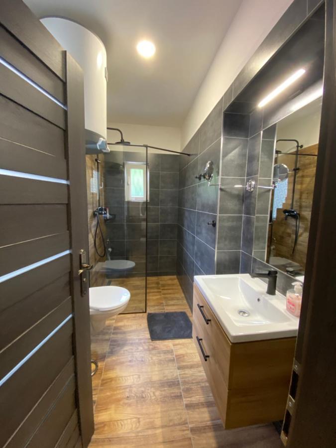 Apartmany U Viaduktu 46 อุสตีนัดลาแบม ภายนอก รูปภาพ