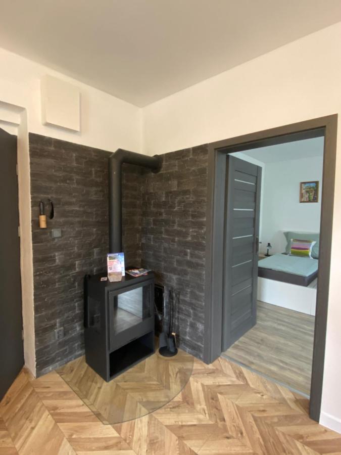 Apartmany U Viaduktu 46 อุสตีนัดลาแบม ภายนอก รูปภาพ