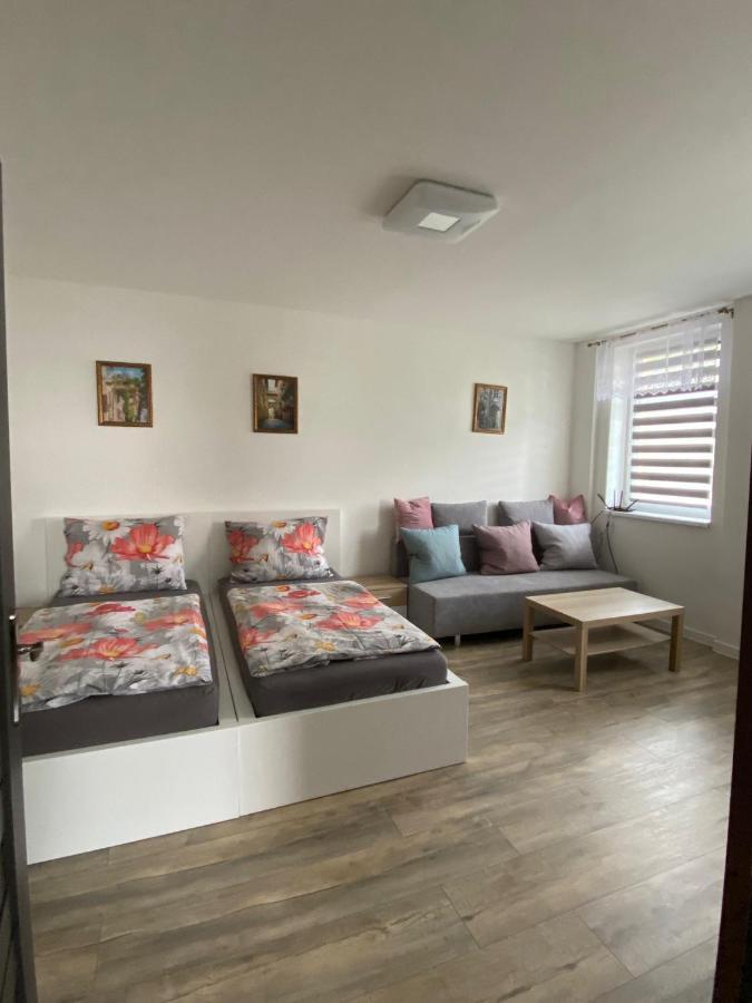 Apartmany U Viaduktu 46 อุสตีนัดลาแบม ภายนอก รูปภาพ